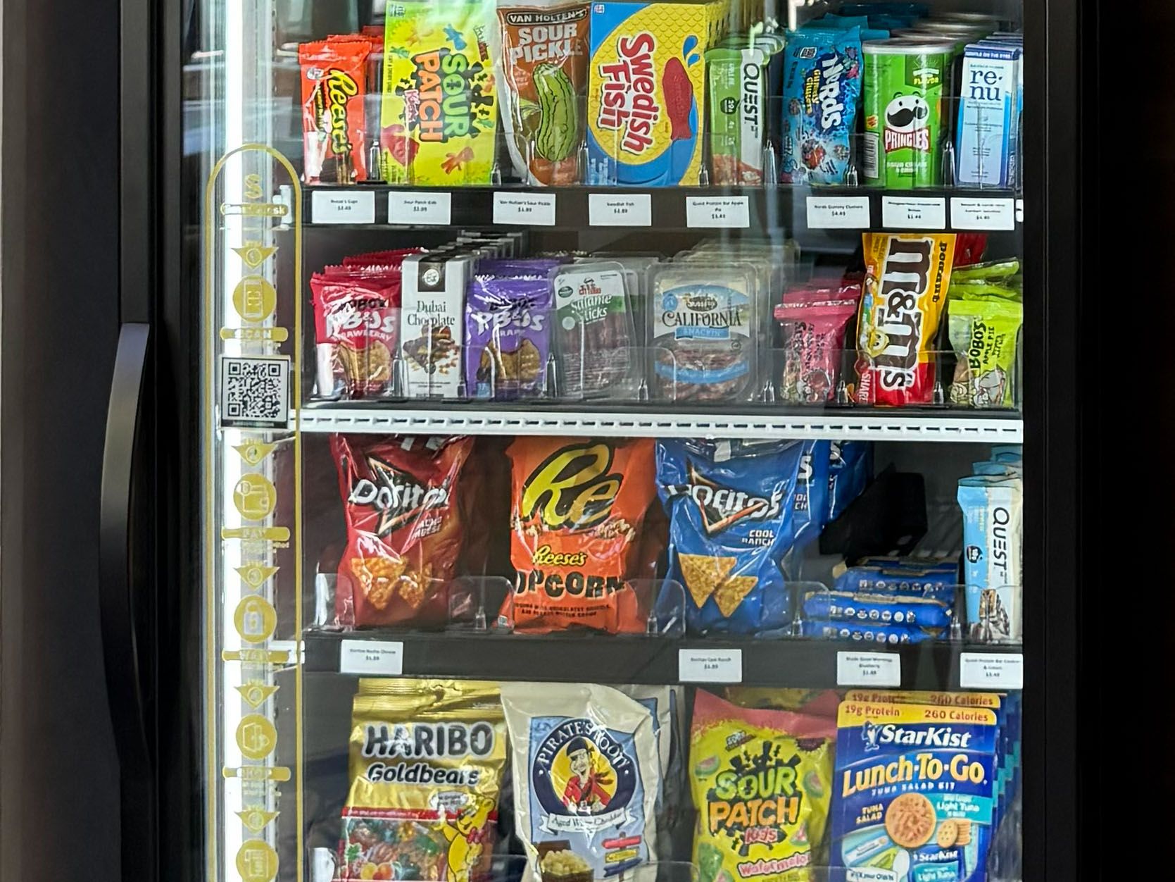 Vending machine shelves 1